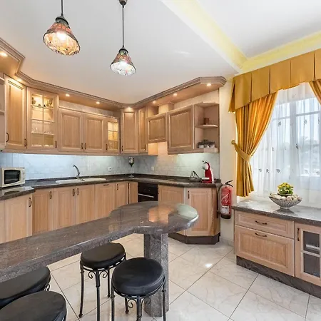 Apartment With Shared Heated Pool In El Médano